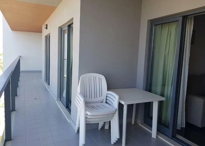 Aparthotel Tower By 3*